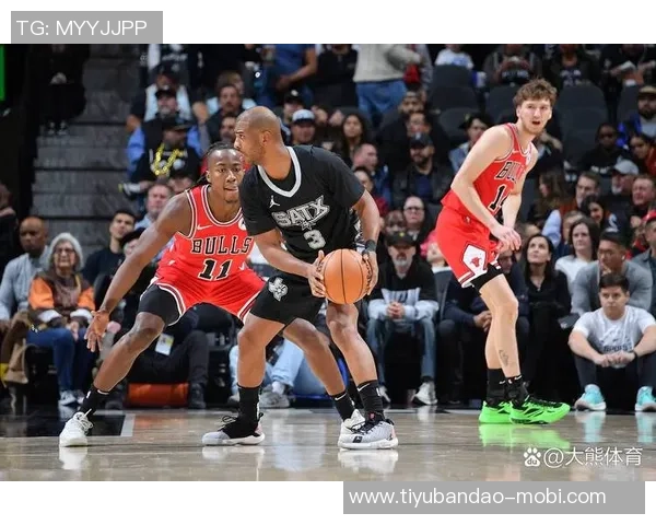 马刺公牛终结连胜纪录绿军四连胜领跑联盟勇士快船篮网紧随其后 马刺公牛终结连胜纪录绿军四连胜领跑联盟勇士快船篮网紧随其后